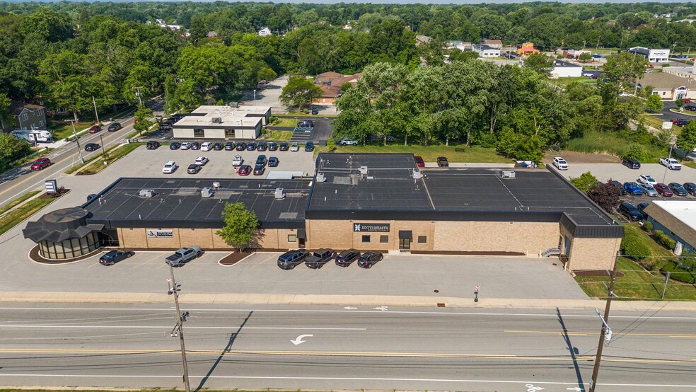 1111 Glendale Blvd, Valparaiso, IN à louer - Photo de l’immeuble – Image 1 sur 24