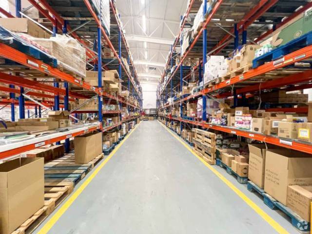Industriel/Logistique dans Paracuellos de Jarama, Madrid à vendre - Photo principale – Image 1 sur 28
