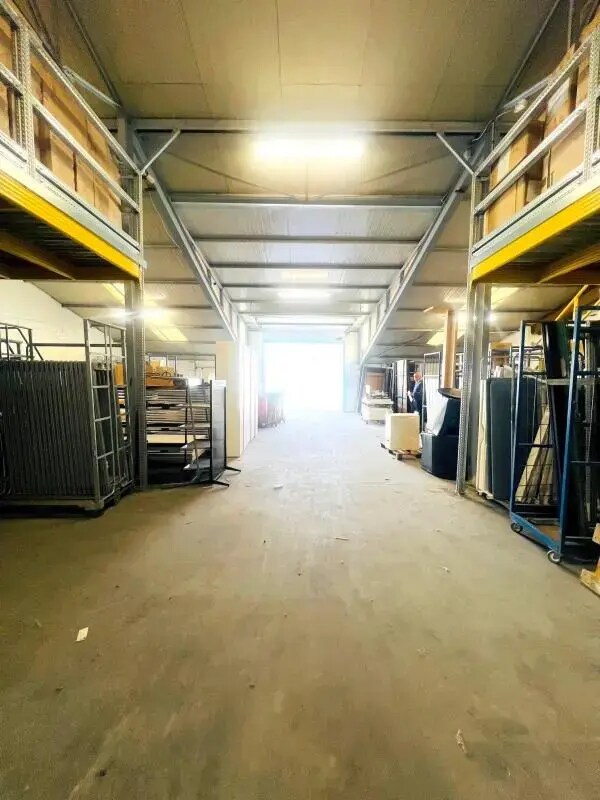 Plus de détails pour Industriel/Logistique à vendre