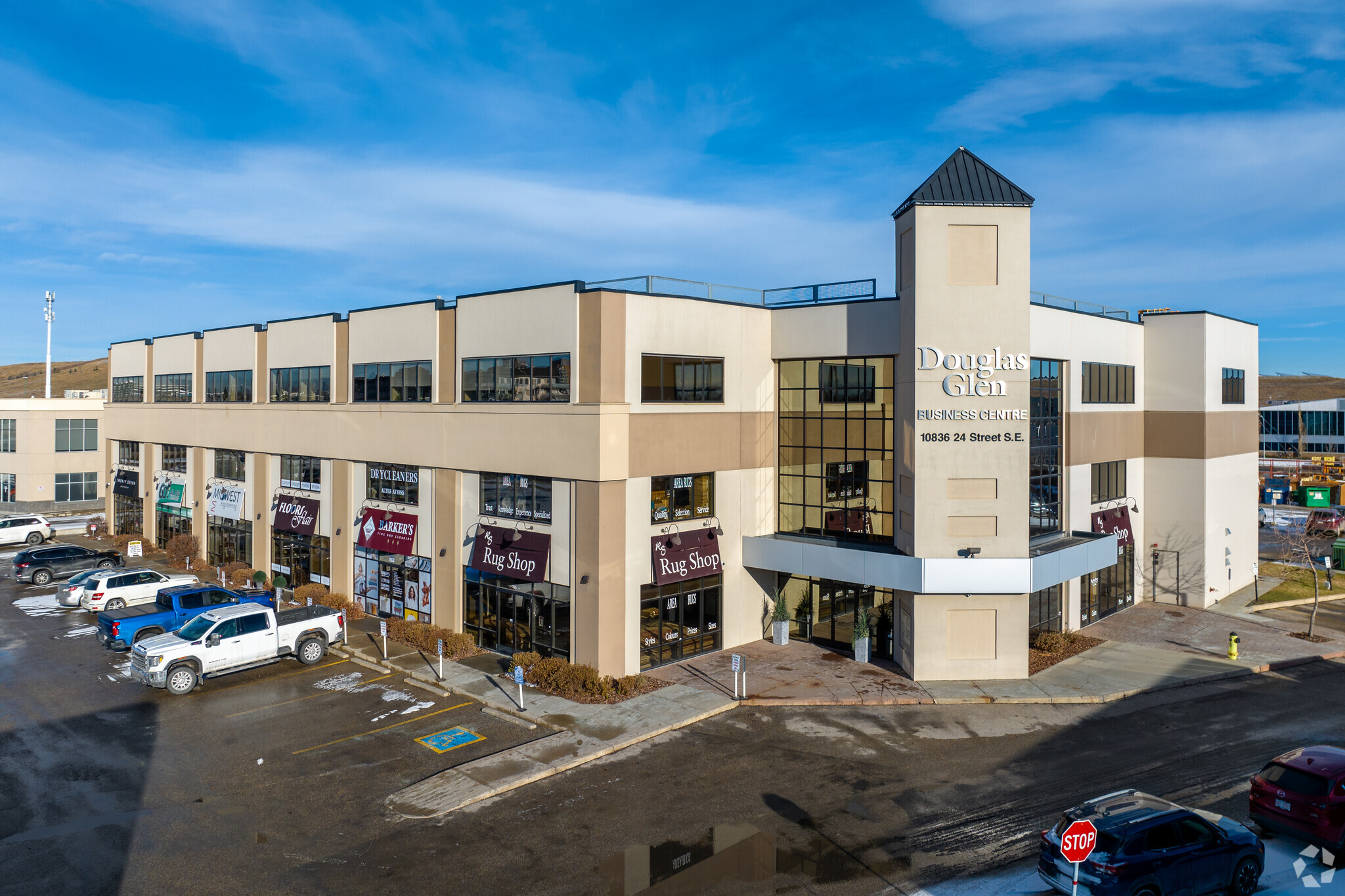 10836 24th St SE, Calgary, AB à vendre Photo principale– Image 1 sur 6