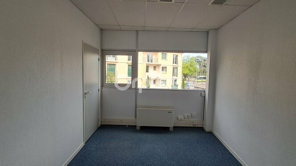 Bureau dans Pau à louer - Photo intérieure – Image 1 sur 6