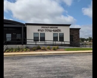 Plus de détails pour 501 Doug Baker Blvd, Hoover, AL - Médical à louer