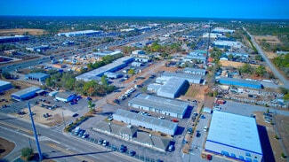 Plus de détails pour 13400-13499 Chambord St, Brooksville, FL - Local d'activités à louer