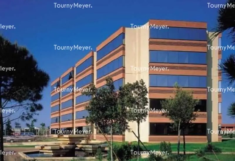 Bureau dans Blagnac à louer - Photo de l’immeuble – Image 1 sur 10