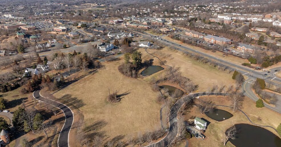 Worrell Drive, Charlottesville, VA à vendre - Aérien – Image 2 sur 8