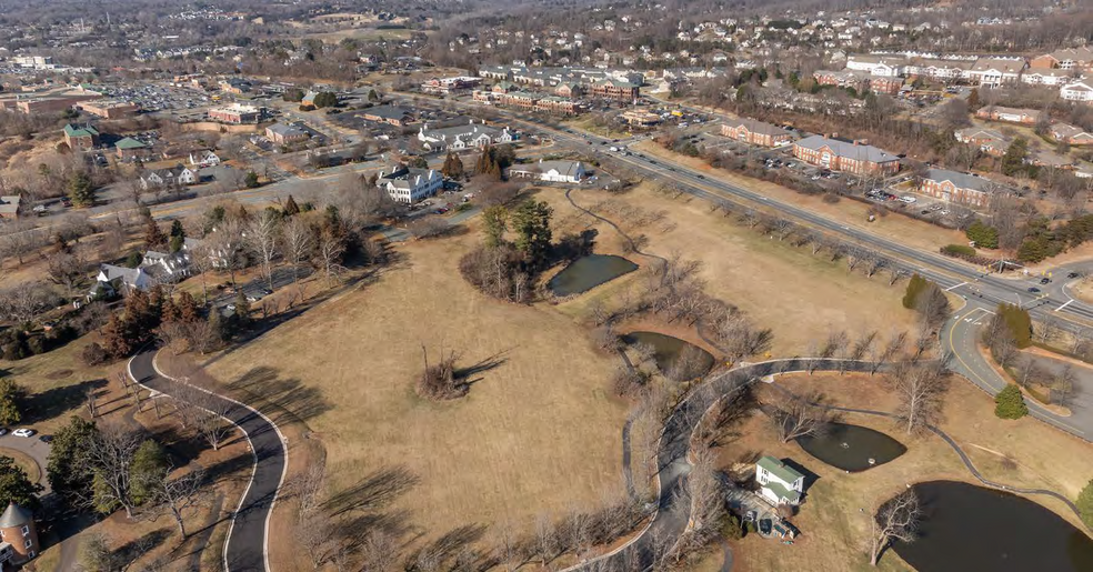 Worrell Drive, Charlottesville, VA à vendre - Aérien – Image 2 sur 8