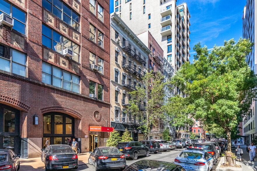 210 E 21st St, New York, NY à louer - Photo principale – Image 1 sur 5