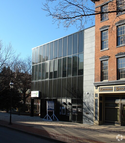 1 E Market St, York, PA à vendre - Photo de l’immeuble – Image 3 sur 32