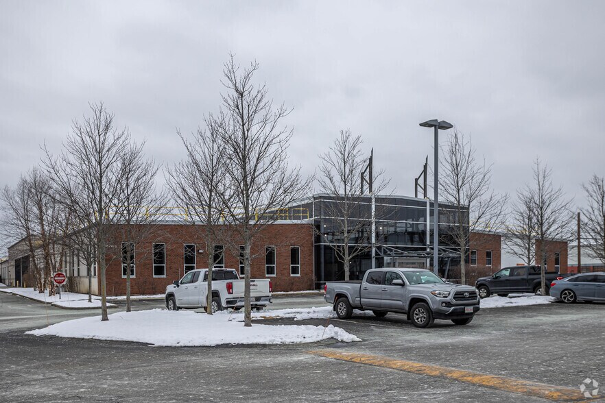 41 Seyon St, Waltham, MA à louer - Photo de l’immeuble – Image 1 sur 2