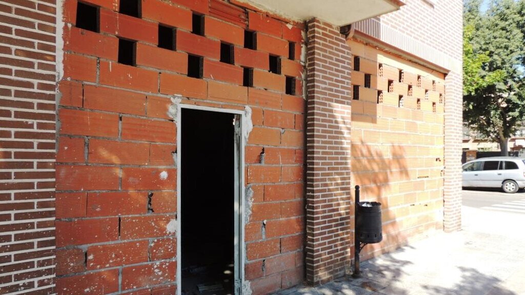 Immeuble residentiel dans Azuqueca de Henares, Guadalajara à vendre Photo intérieure– Image 1 sur 2