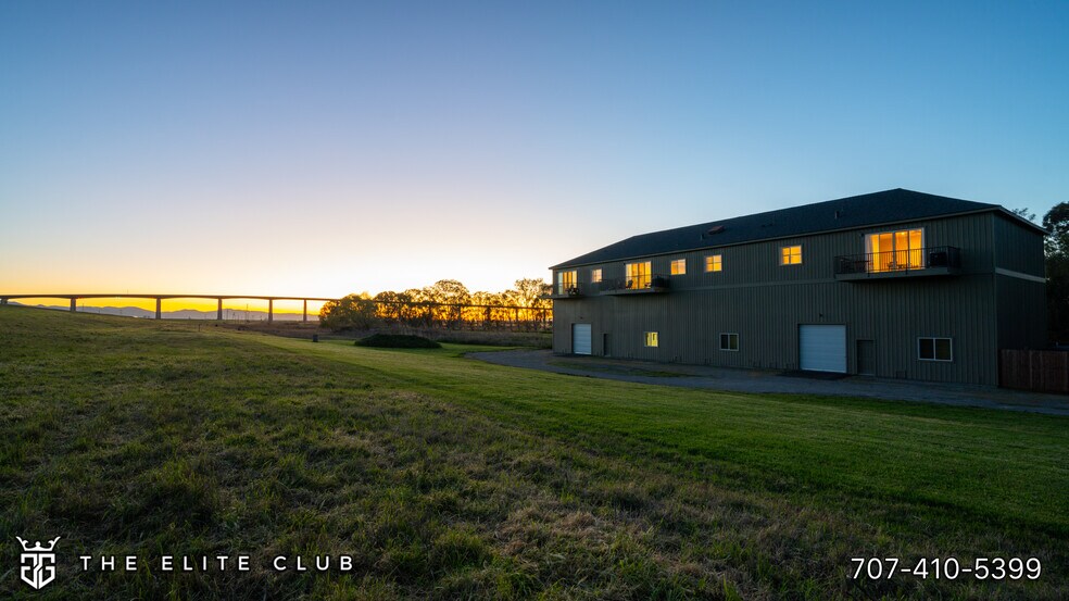 Winery, Event Center & Guest Stays portefeuille de 2 biens à vendre sur LoopNet.fr - Photo de l’immeuble – Image 2 sur 58