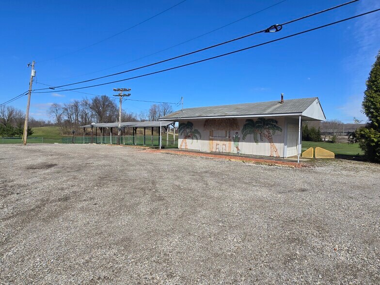 3873 Wyoga Lake Rd, Stow, OH à vendre - Photo de l’immeuble – Image 3 sur 12