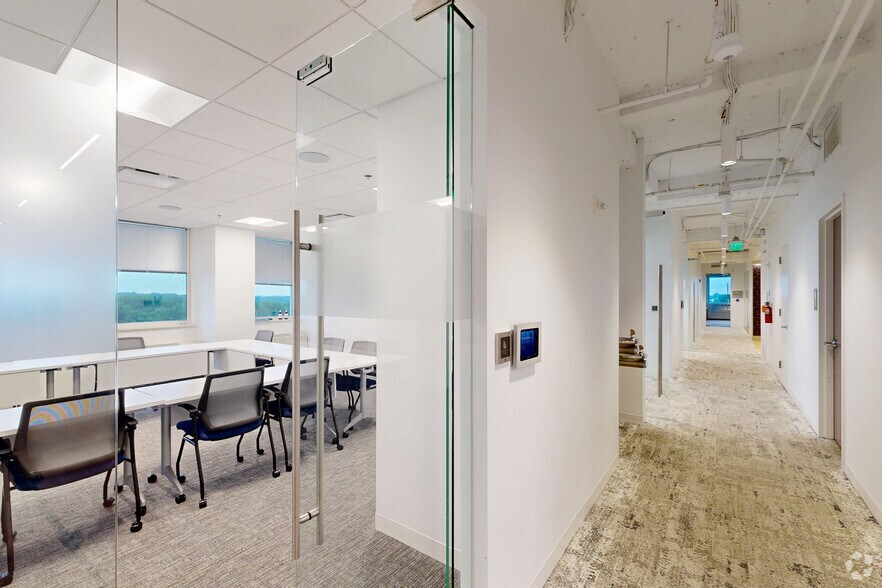 6400 Arlington Blvd, Falls Church, VA à louer - Numérisation 3D Matterport – Image 3 sur 37