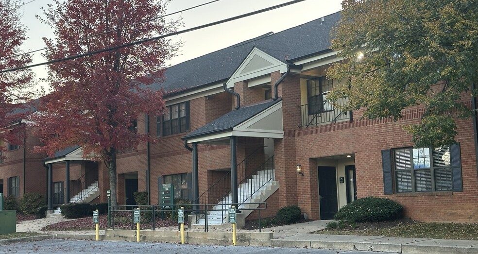 100 Owings Ct, Reisterstown, MD à louer - Photo de l’immeuble – Image 3 sur 8