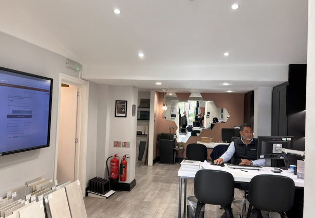 103 Regents Park Rd, Londres, LND NW1 8UR - Lot 103 -  - Photo intérieure - Image 1 of 4