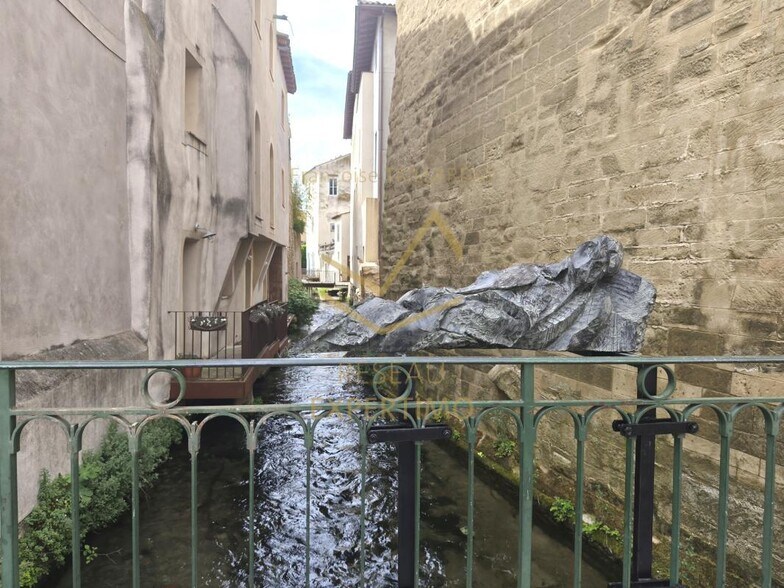 Local commercial dans L'ISLE-SUR-LA-SORGUE à louer - Photo de l’immeuble – Image 3 sur 3