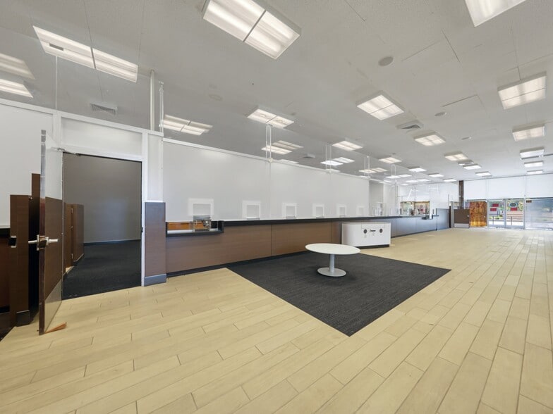 26801 Mission Blvd, Hayward, CA à louer - Photo de l’immeuble – Image 3 sur 14