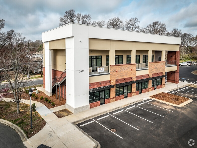 3038 Driwood Ct, Charlotte, NC à louer - Photo principale – Image 1 sur 5