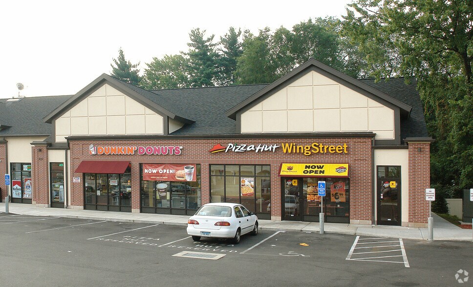 1037 Boulevard, West Hartford, CT à louer - Photo de l’immeuble – Image 3 sur 5