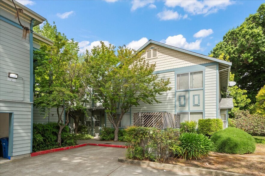 1306 C St, Hayward, CA à vendre - Photo de l’immeuble – Image 3 sur 21