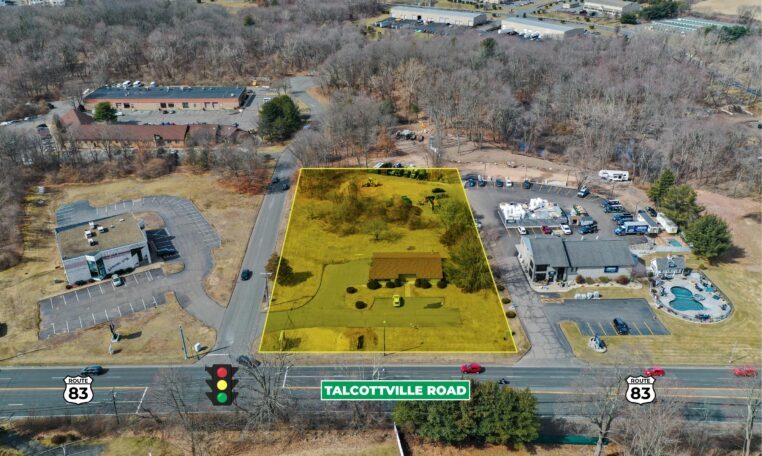 309 Talcottville Rd, Vernon, CT à louer - Photo de l’immeuble – Image 2 sur 6