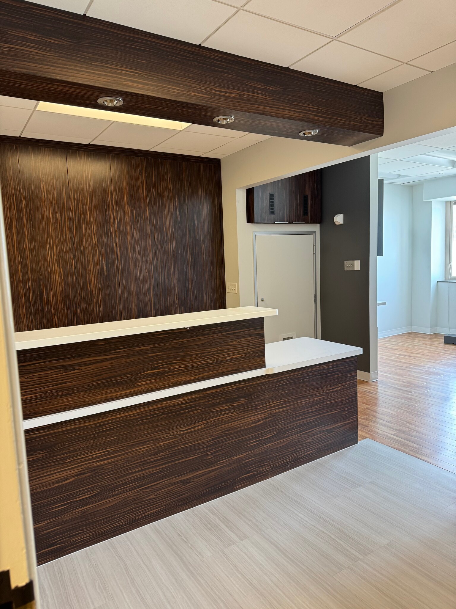 450 Sutter St, San Francisco, CA à louer Photo de l’immeuble– Image 1 sur 6