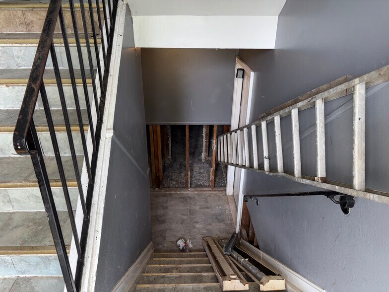 3016 Dupont Ave, Baltimore, MD à vendre - Photo de l’immeuble – Image 3 sur 52