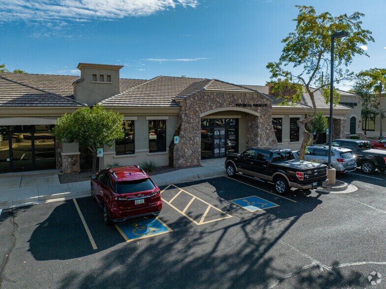 10450 E Riggs Rd, Sun Lakes, AZ à vendre - Photo de l’immeuble – Image 3 sur 14