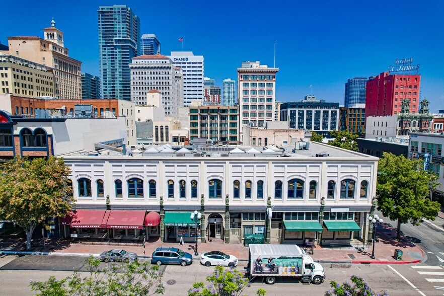 400-426 E St, San Diego, CA à vendre - Photo de l’immeuble – Image 2 sur 13