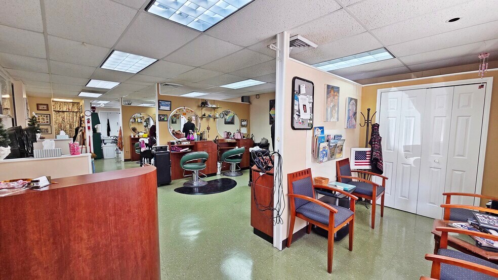 1900 Elkin St, Alexandria, VA à louer - Photo de l’immeuble – Image 2 sur 5