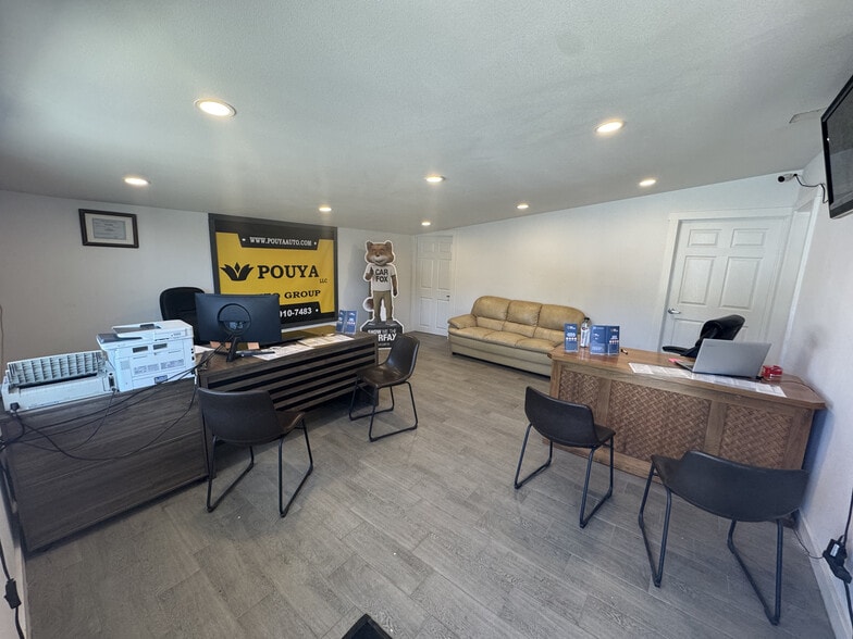 4315 Pacific Ave, Forest Grove, OR à louer - Photo de l’immeuble – Image 3 sur 10