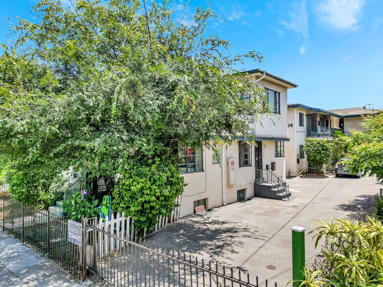 4412 E Lockwood Ave, Los Angeles, CA à vendre - Photo principale – Image 1 sur 14