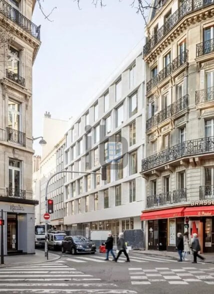 Local commercial dans Paris à louer - Photo de l’immeuble – Image 2 sur 3