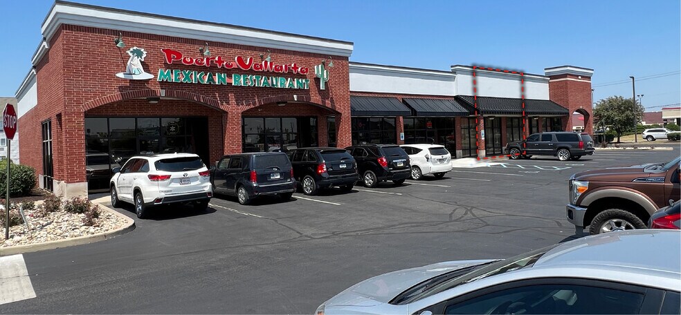 893 E Main St, Greenwood, IN à louer - Photo de l’immeuble – Image 3 sur 9