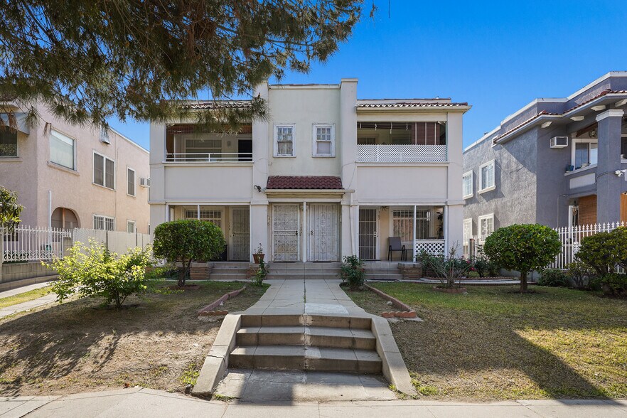 763 N Heliotrope Dr, Los Angeles, CA à vendre - Photo de l’immeuble – Image 3 sur 8