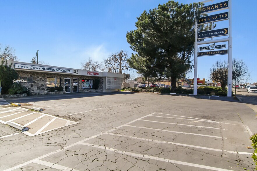 750 Colusa Ave, Yuba City, CA à vendre - Photo de l’immeuble – Image 3 sur 8