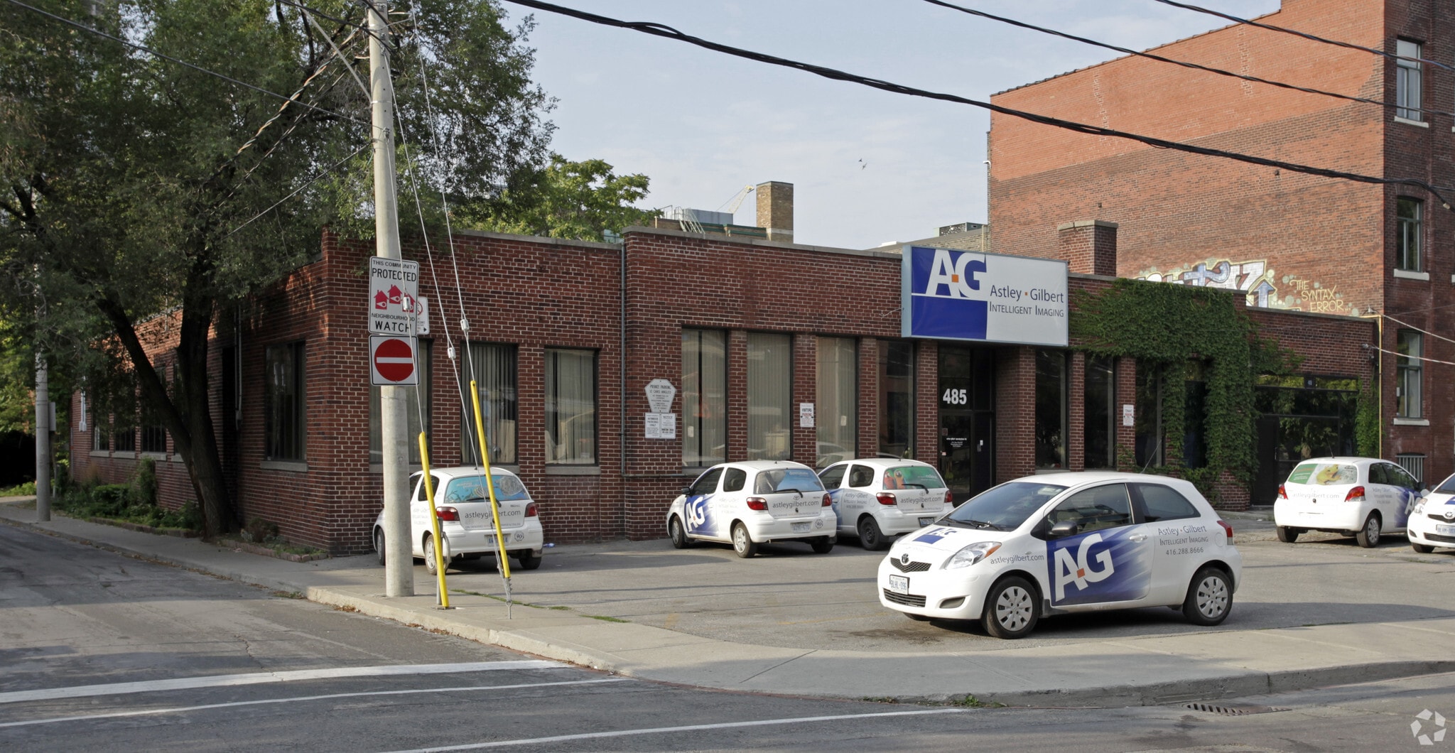 485 Wellington St, Toronto, ON à louer Photo principale– Image 1 sur 3