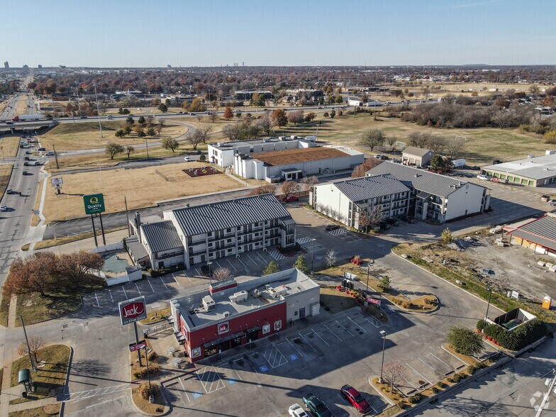 10829 E 41st St, Tulsa, OK à vendre - Aérien – Image 3 sur 4