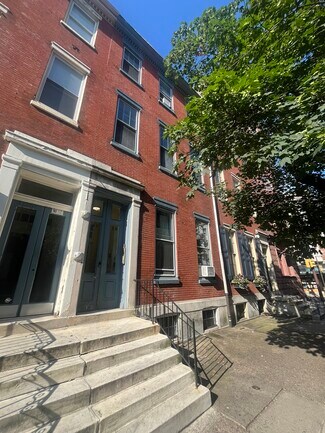 Plus de détails pour 1128 Spruce St, Philadelphia, PA - Logement à vendre