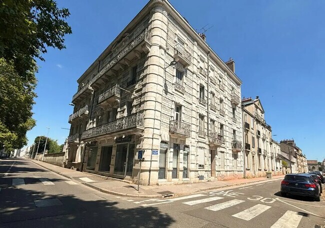 Plus de détails pour 1 Rue Joseph Milsand, Dijon - Local commercial à louer