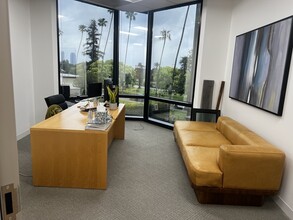 10866 Wilshire Blvd, Los Angeles, CA à louer Photo intérieure– Image 2 sur 12