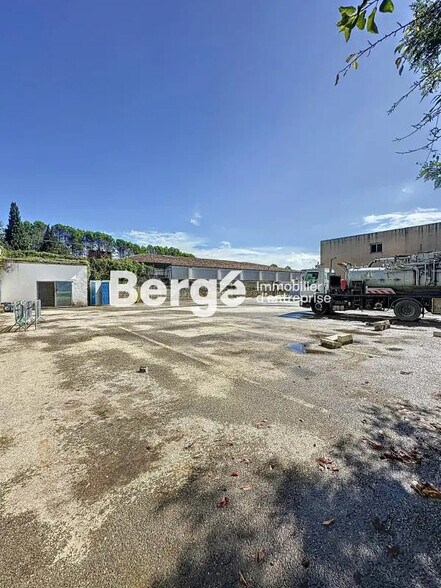 Industriel/Logistique dans Mougins à louer - Photo de l’immeuble – Image 2 sur 10