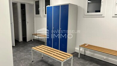 Industriel/Logistique dans Sainte-Geneviève-des-Bois à vendre Photo intérieure– Image 2 sur 4