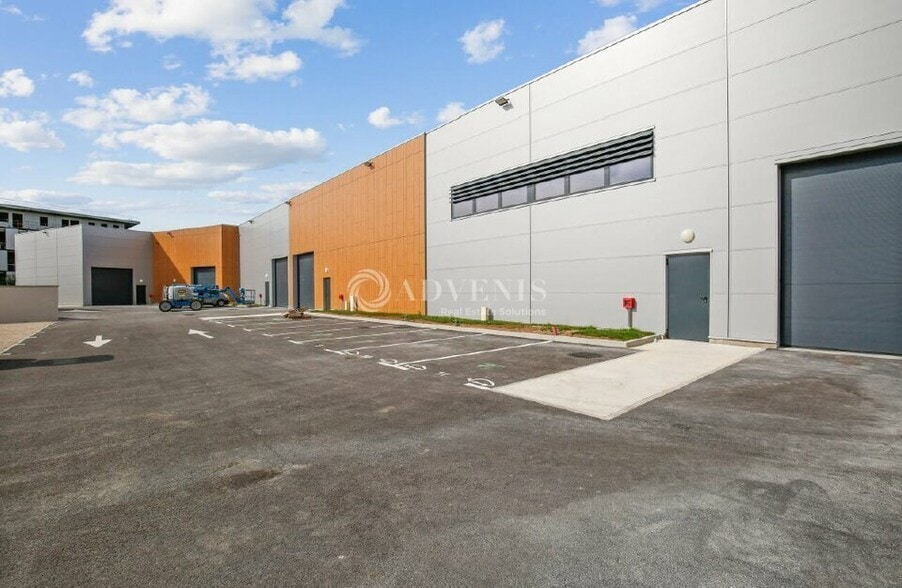 2 Rue De L'Avenir, Grigny à louer - Photo de l’immeuble – Image 1 sur 12
