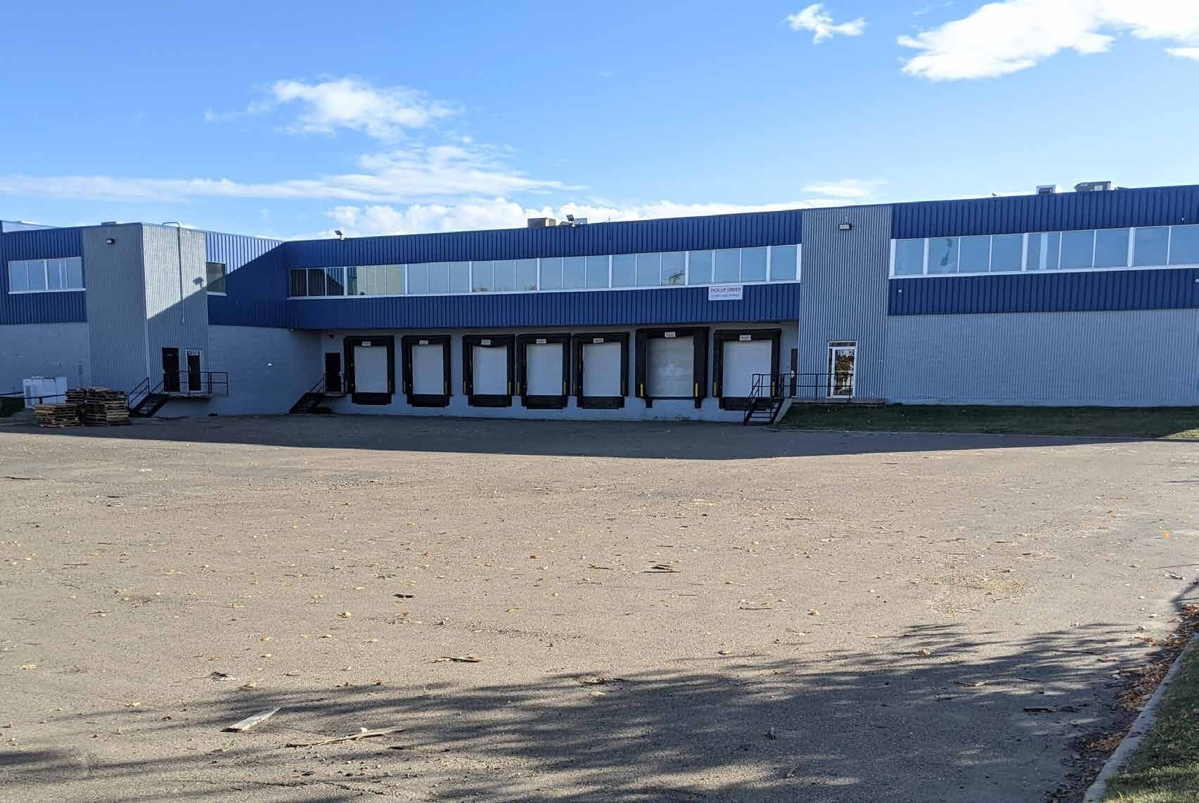 11311 166A St NW, Edmonton, AB à louer Photo de l’immeuble– Image 1 sur 20