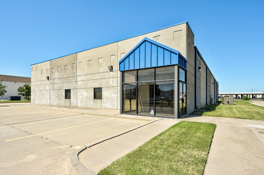 3029 S Ann Arbor Ave, Oklahoma City, OK à vendre - Photo de l’immeuble – Image 1 sur 30
