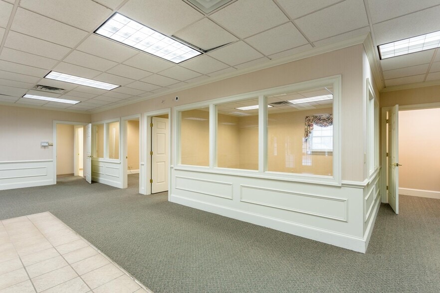 9972 Spotswood Trl, Mcgaheysville, VA à louer - Photo intérieure – Image 3 sur 24