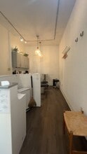 166 Elizabeth St, New York, NY à louer - Vidéo sur l’annonce professionnelle 
