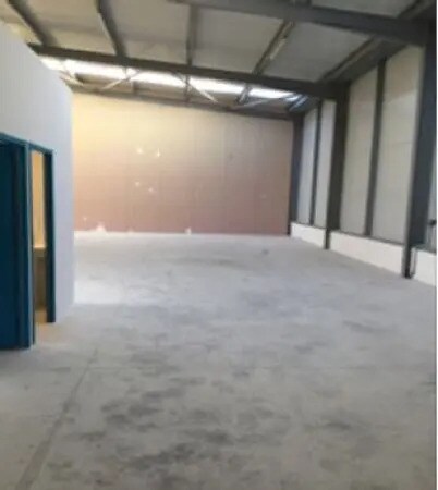 Industriel/Logistique dans Perpignan à louer - Photo intérieure – Image 2 sur 4