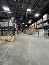 8040 Bayberry Rd, Jacksonville, FL à louer Photo intérieure– Image 1 sur 5